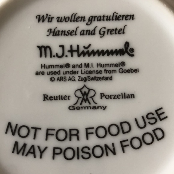 3 mini  MJ Hummel collectible plates - Picture 7 of 7